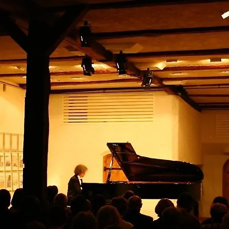 Denkmalschmiede Hoefgen 호텔 그림마