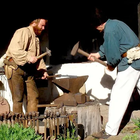 Denkmalschmiede Hoefgen グリンマ