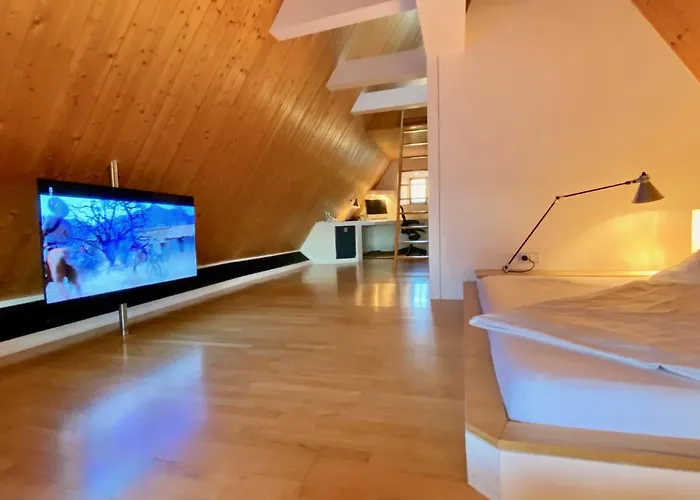 Denkmalschmiede Hoefgen 3*