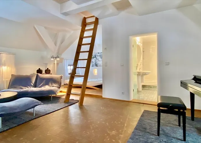 Denkmalschmiede Hoefgen 3* グリンマ